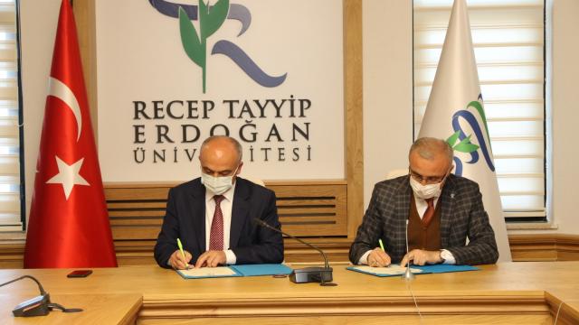 ÜNİ-DOKAP Dönem Başkanlığını Giresun Üniversitesi devraldı