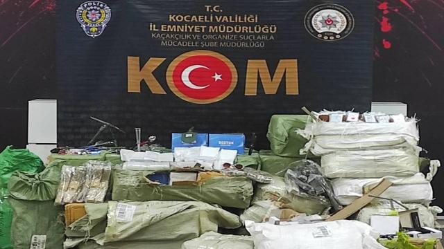 Anadolu Otoyolunda gümrük kaçağı ürünler ele geçirildi