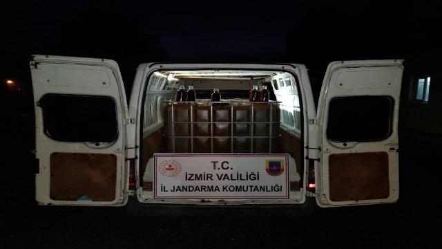Yol kontrolünde 3 bin litre kaçak akaryakıt ele geçirildi