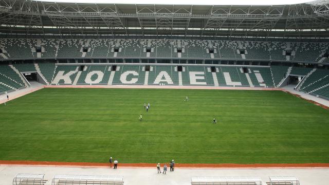 Fatih Karagümrük-Konyaspor maçı Kocaelide oynanacak