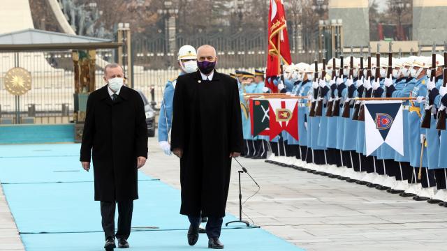 Cumhurbaşkanı Erdoğan, Arnavutluk Başbakanı Ramayı resmi törenle karşıladı