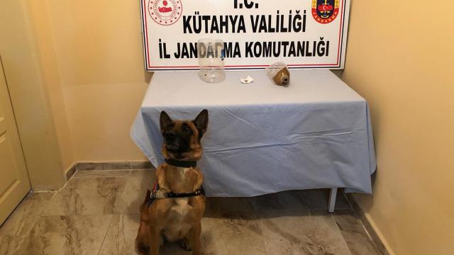 Kütahyada uyuşturucu operasyonunda 2 şüpheli yakalandı