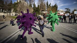 İstanbul'da 'Virüs Aramızda' etkinliği