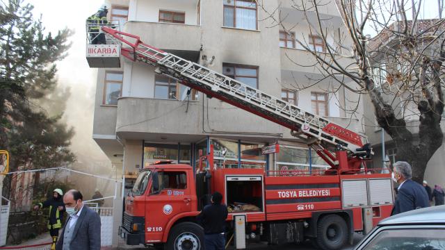Tosyada ev yangını zarara neden oldu