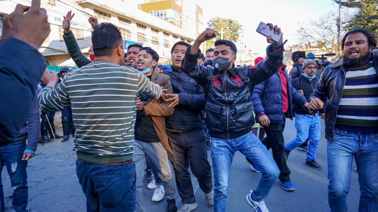 Nepal`de genel seçimlerin, 30 Nisan ve 10 Mayıs 2021`de yapılacağı açıklanmıştı.​​​​​​​