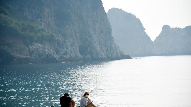 Alanyada sahiller turistlere kaldı