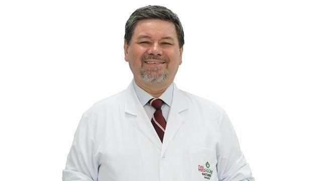 Koronavirüs tedavisi gören doktor hayatını kaybetti