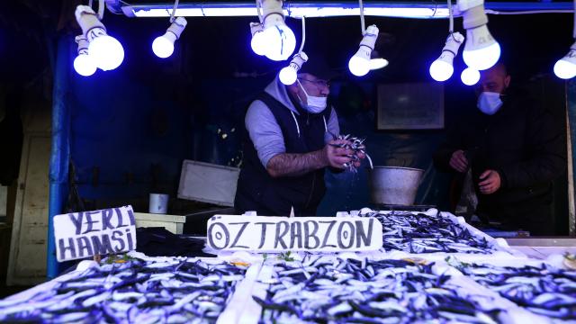 Elazığda kamyonetle pikap çarpıştı: 6 yaralı