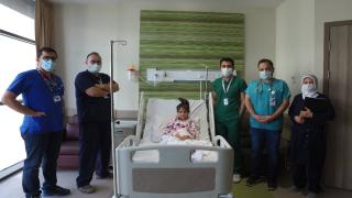 Yoğun bakımdan çıkan Zeynep’e flütle moral konseri