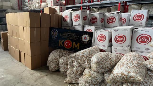 Adanada kaçak 850 kilogram tütün ve 8 milyon 300 bin makaron ele geçirildi