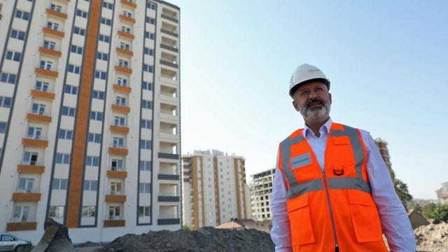 Kocasinan Belediye Başkanı Çolakbayrakdar: Nice vizyon projelere imza atacağız
