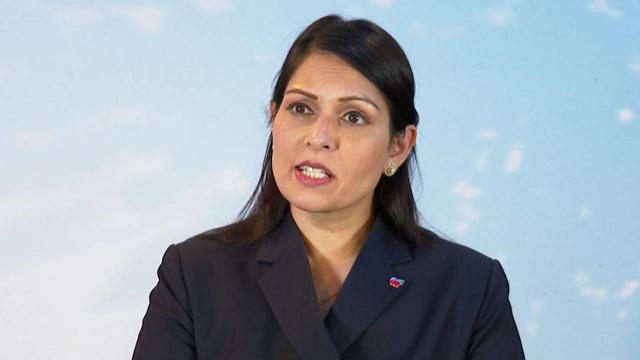 İngiltere İçişleri Bakanı, şiddet eylemlerinden Trumpı sorumlu tuttu