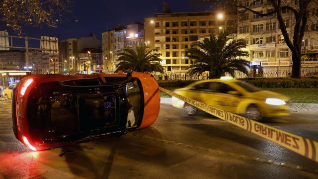 Fatihte trafik kazası: 1 yaralı