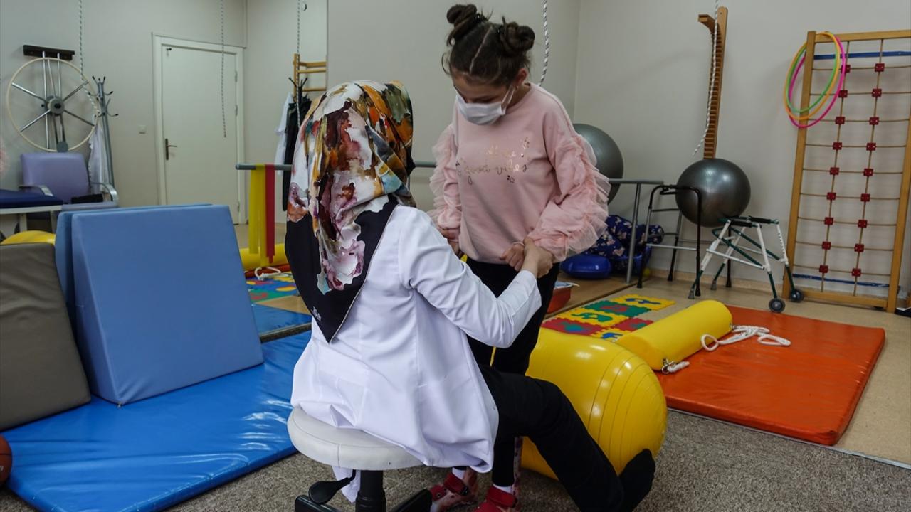 Özel eğitim alan ve görme engelliler için geliştirilen Braille alfabesiyle okuyabilen Rüya Ecrin Çetinkaya, müziğin hayatındaki yerini anlattı. 