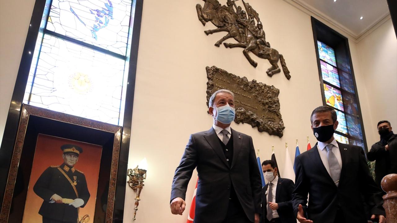 Bakanlıktan yapılan açıklamaya göre Bakanlık`taki görüşmede, ikili ve bölgesel savunma, güvenlik ve iş birliği konuları ele alındı.