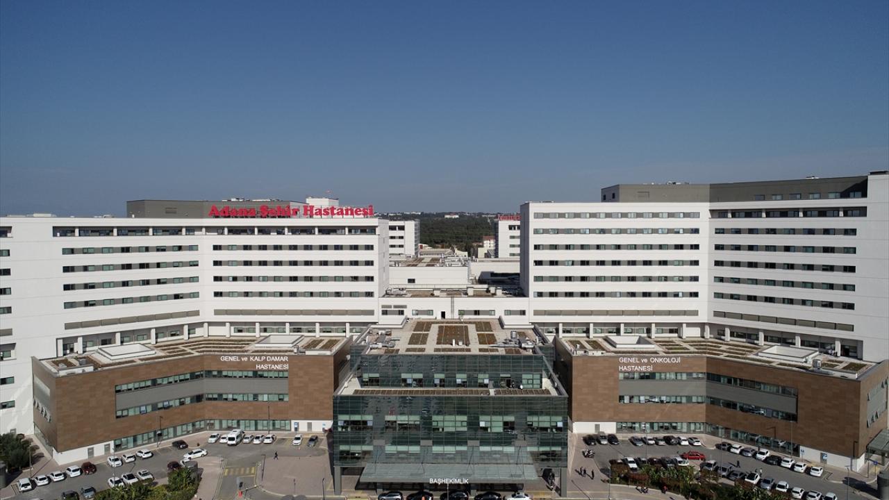 Kentin yanı sıra çevre illerden ve Orta Doğu`dan hastalara da hizmet vererek bölgenin "sağlık üssü" haline gelen hastane, kaliteli, teknolojik ve fiziki imkanlarıyla çok sayıda kişiye şifa oldu.
