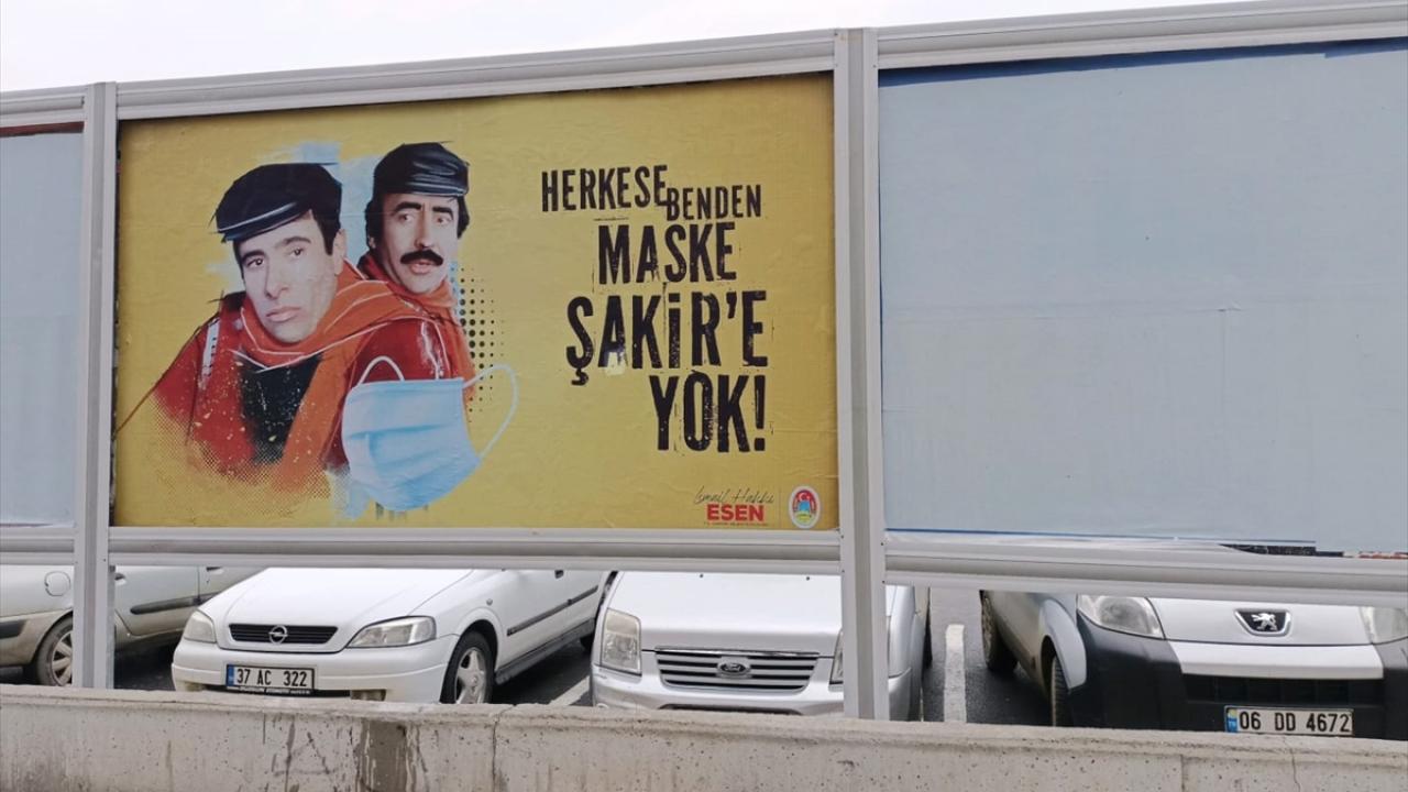 Afişlerde "Süt Kardeşler", "Çiçek Abbas" filmleri ile "Alaaddin`in Sihirli Lambası" gibi çizgi filmlerin sahneleriyle akıllara kazınan replikler, tedbirlere uyarlanarak kullanılıyor. 