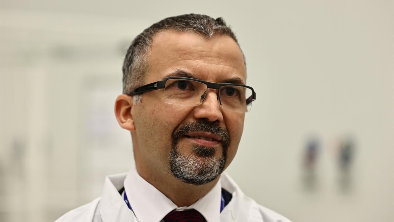 Kompozit İmalat Müdürü Türker Dölek de kompozit alanının sürekli gelişen ve son teknolojinin takip edilmesi gereken bir alan olduğunu söyledi.