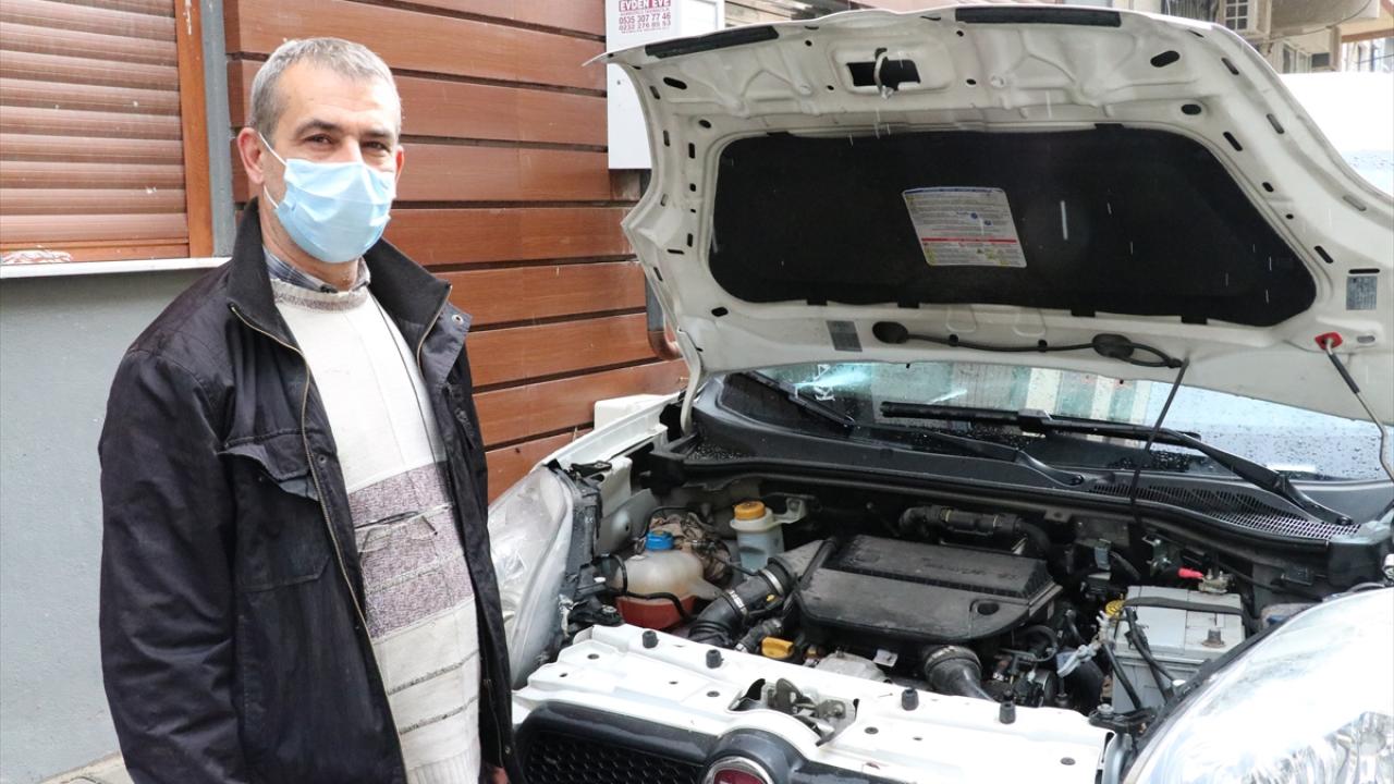 Ufuk Turhan ise sel sularının aracın içine girdiğini belirterek, "Çekici bekliyoruz. Aracımızı servise götüreceğiz. İşimize bile gidemedik.” değerlendirmesinde bulundu.