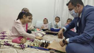 Cam kemik hastası 5 kardeş evde eğitim alabilecek