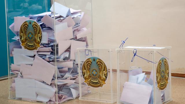 Kazakistanda seçim sona erdi: Nur-Otan Partisi önde