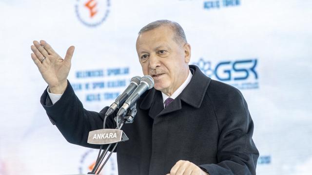 Cumhurbaşkanı Erdoğan: Kültürümüze sahip çıkarak maziden atiye bir köprü kurma gayreti içerisindeyiz