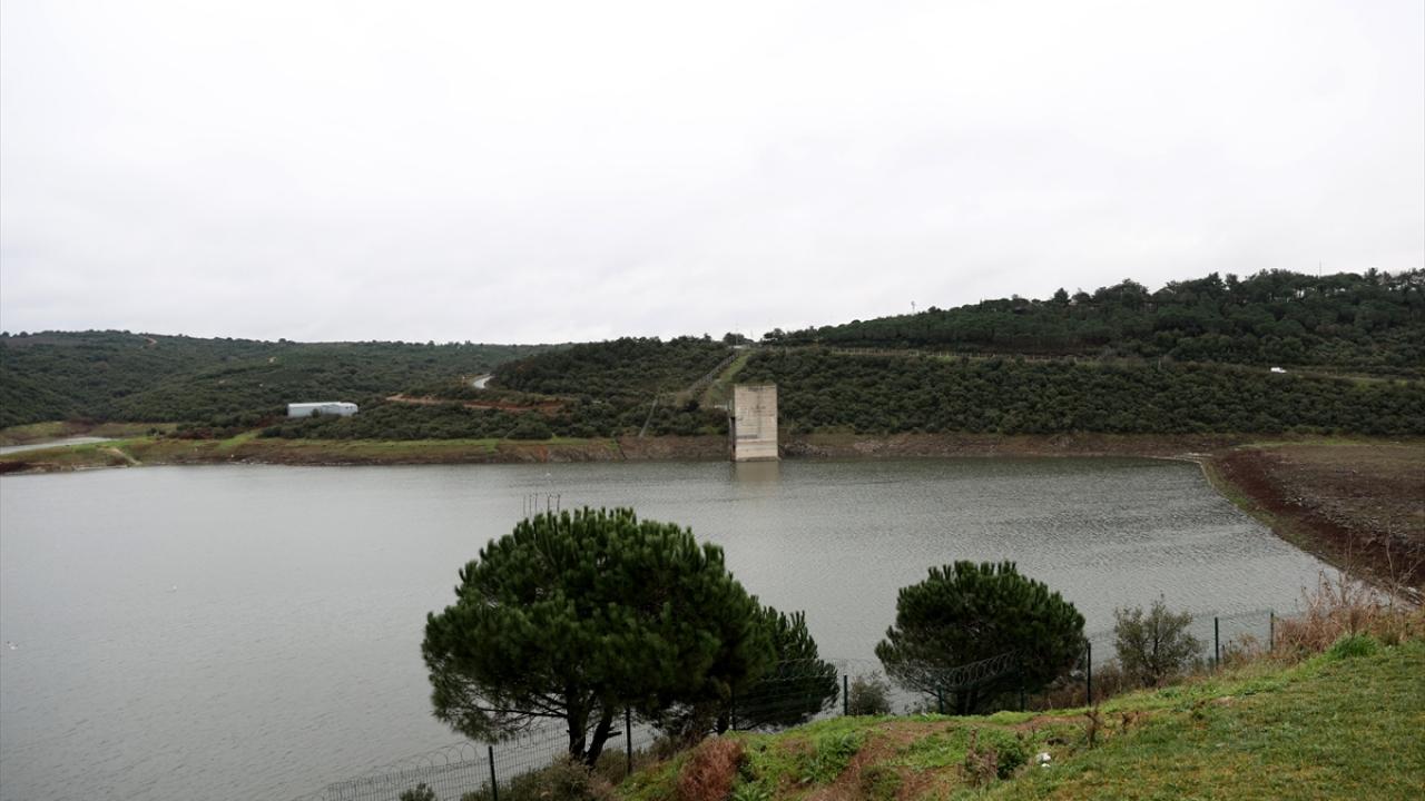 Öte yandan İstanbul`a su sağlayan kaynaklardan Yeşilçay ve Melen`den 2020`de 501 milyon 395 bin metreküp su alındığı bildirildi.