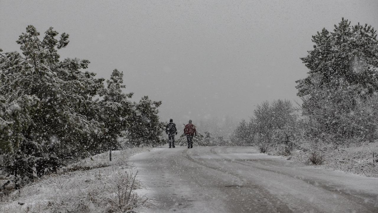 Eymir Gölü ve çevresi