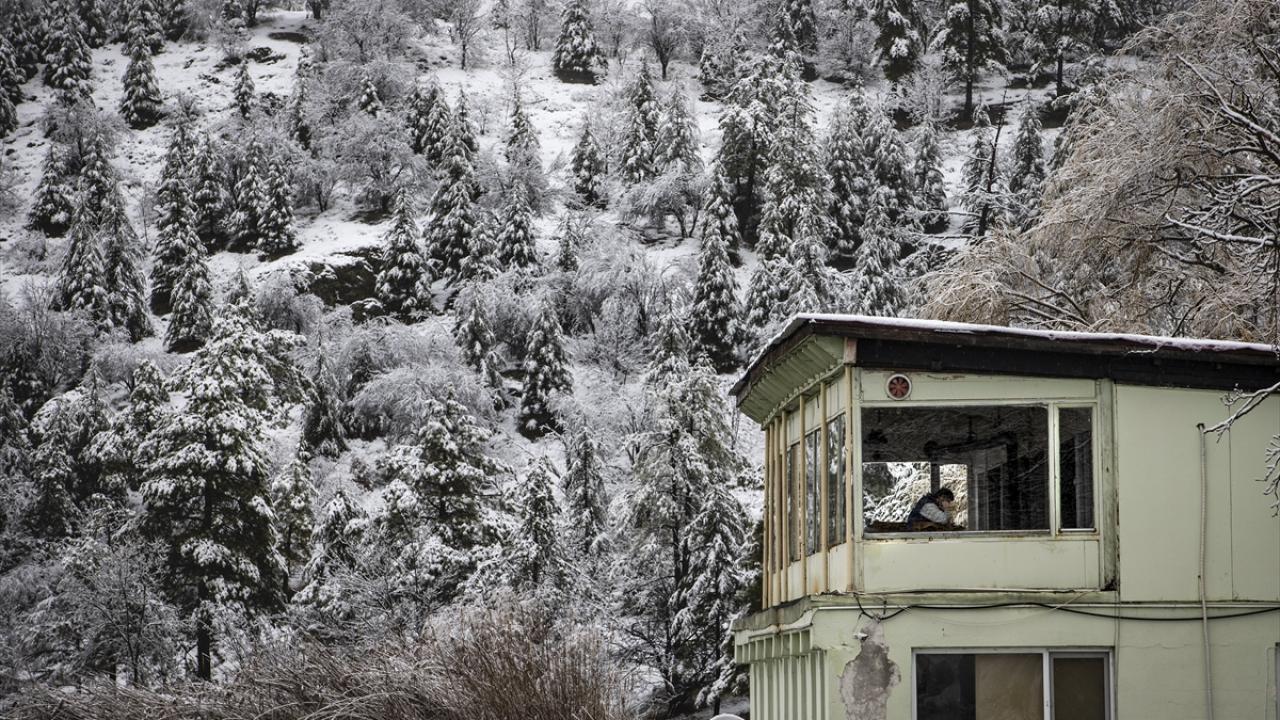 Eymir Gölü ve çevresi