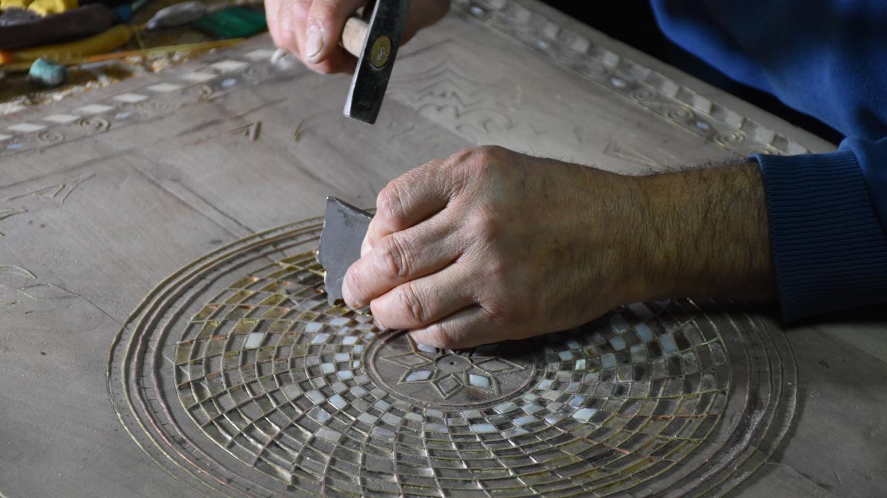 Yaptığı çalışmalarla dikkat çeken Pala, sanatının yeterli ilgiyi görmemesinden yakınıyor.