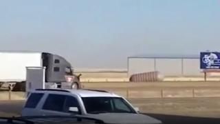 ABD’de 19 bin litrelik yakıt tankı trafikte panik yarattı