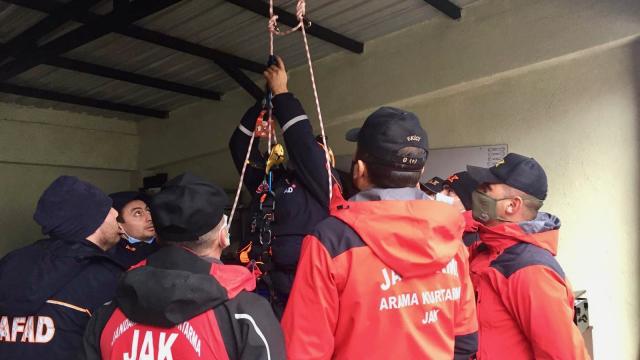 AFAD ve JAK timleri Kartalkayada eğitimde bir araya geldi