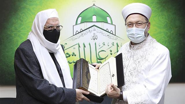 Diyanet İşleri Başkanı Erbaş, Suriye İslam Meclisi Başkanı Rufai ile görüştü