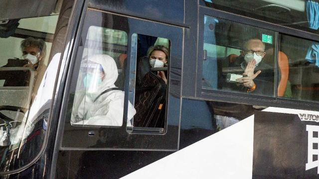 DSÖ ekibi Covid-19 salgınının kökenini araştırmak için Çinde