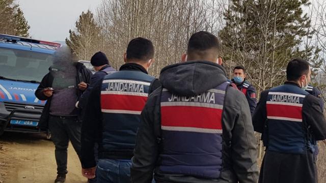 Geyik avcıları suçüstü yakalandı