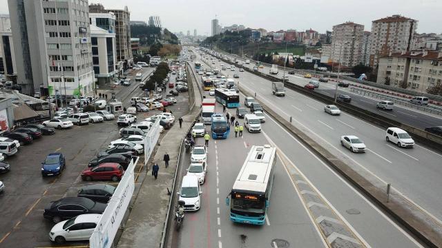 İstanbulda kış lastiği takmayan sürücülere para cezası