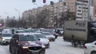 Moskova'da trafik durma noktasına getirdi