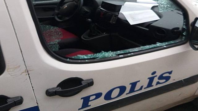 Polis araçlarına zarar verdi: Tutuklanmak istedim