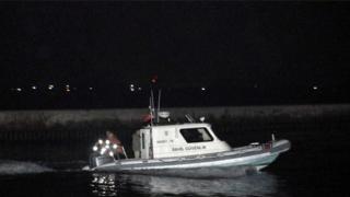 Denize düşen köpeğin yardımına Sahil Güvenlik yetişti