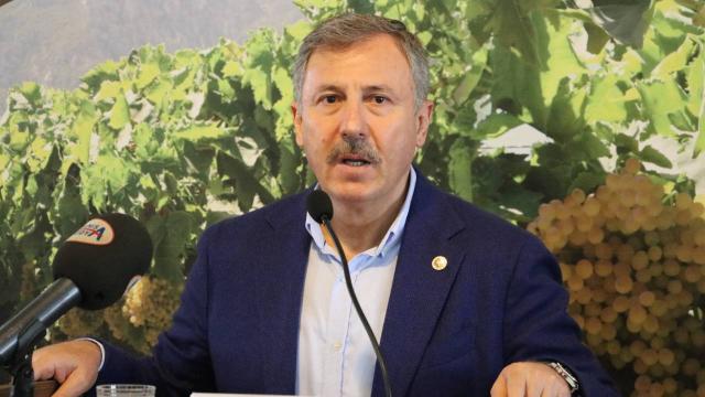 Selçuk Özdağ saldırıya uğradı