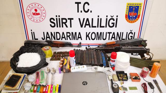 Siirtte PKKya ait çok sayıda mühimmat ele geçirildi