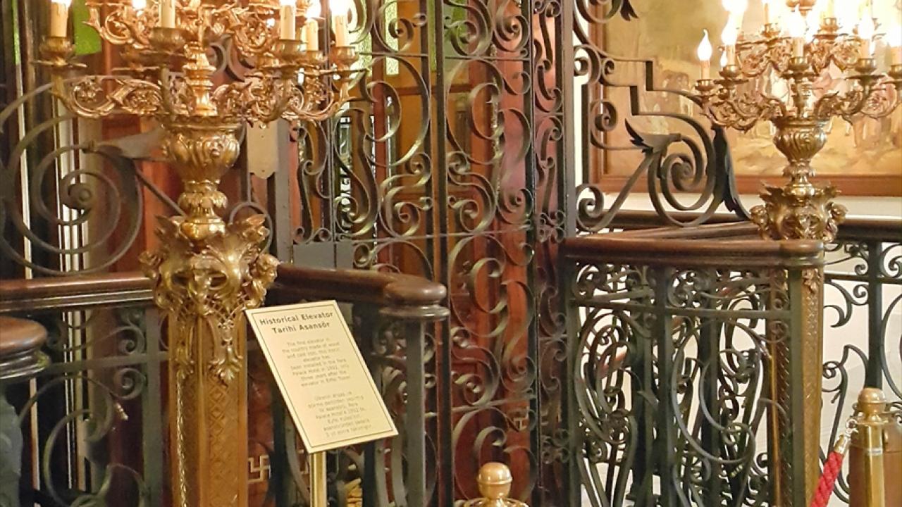 İşte kadim İstanbul`un ilçesi Beyoğlu`dan kareler...