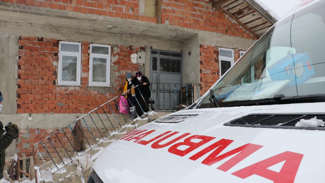 Muhtar Aktaşoğlu da durumu İl Özel İdaresi ve 112 Acil Servis ekipleriyle paylaştı. 