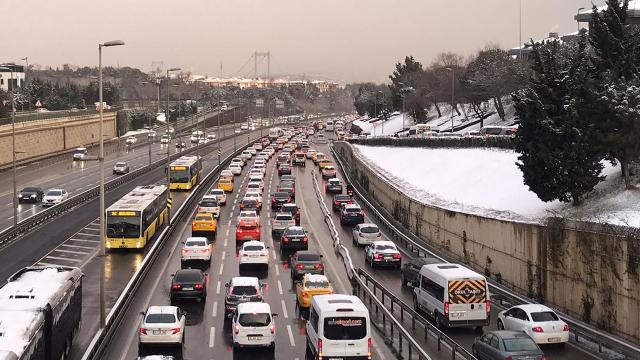 İstanbulda trafik yoğunluğu azalıyor