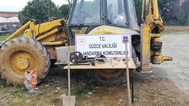 Düzcede izinsiz kazı yaptıkları iddiasıyla 11 kişi gözaltına alındı