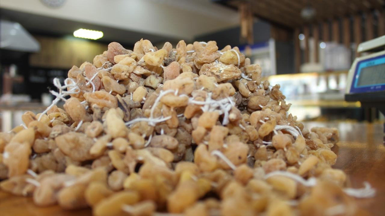 "Çarşı pazar değil, hakiki Bucak salebi"