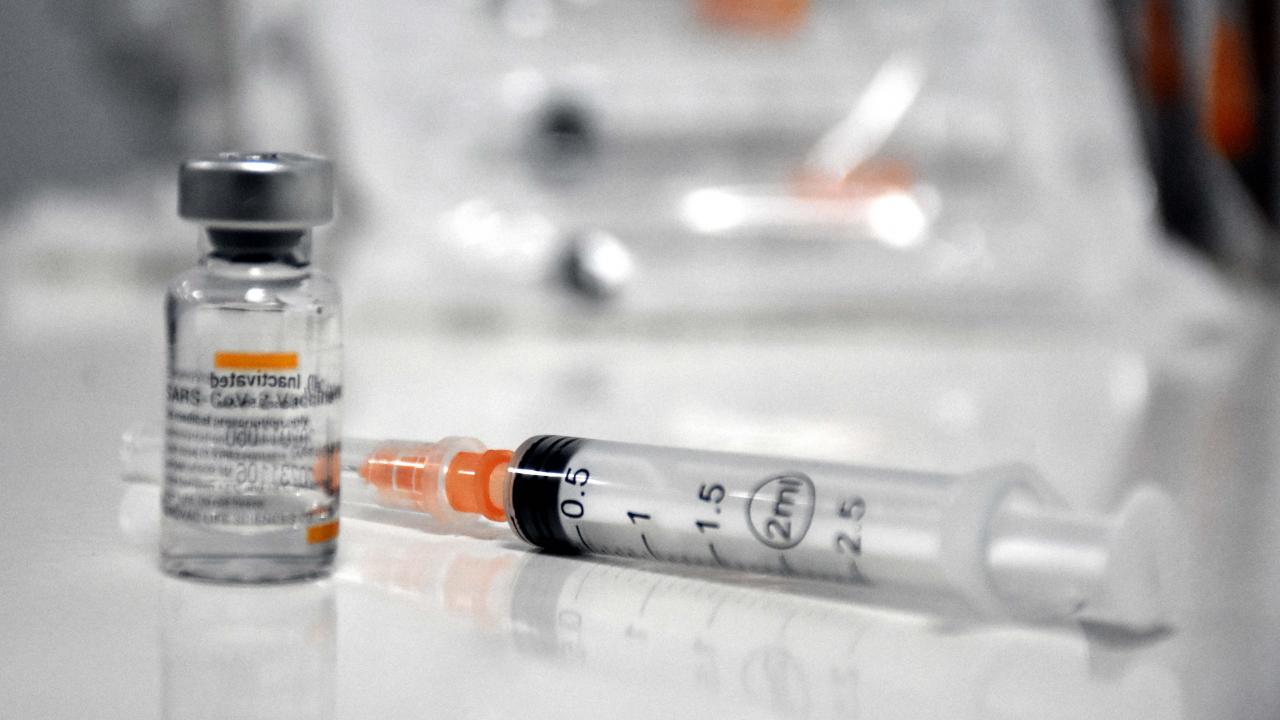 Türkiye`de neden öncelikle Çin`de üretilen COVID-19 aşısının kullanılmasını tercih etti?