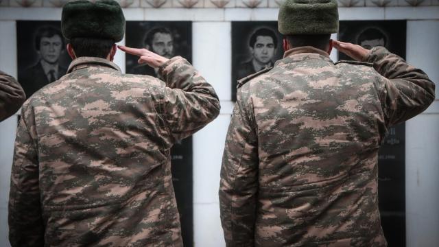 Azerbaycan Dağlık Karabağdaki savaşta 2 bin 881 şehit verdi