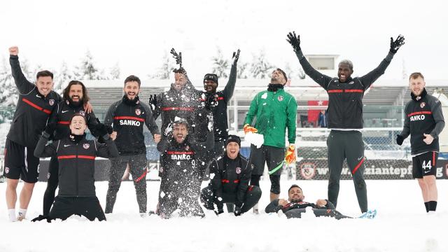 Gaziantep FKdan karlı antrenman