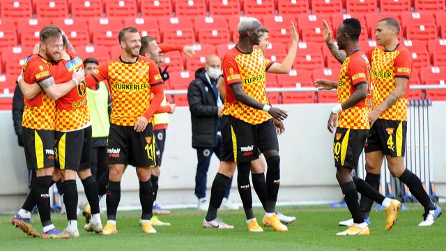 Göztepe evinde farklı kazandı